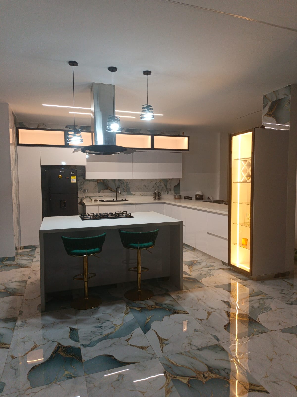 Cocina con isla central