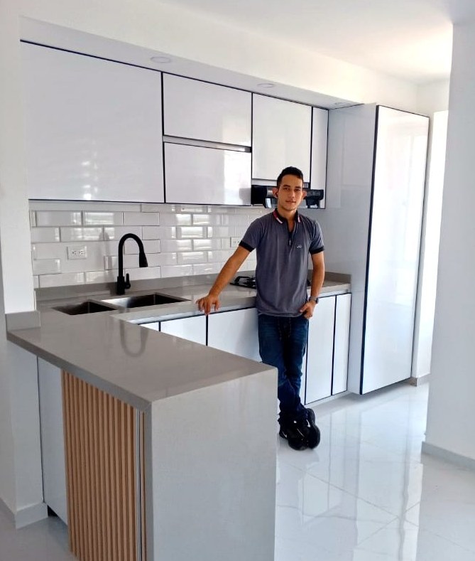 Diseño exclusivo — proyecto Emar